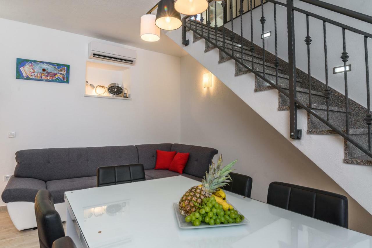 Apartment Porat Trogir Exterior photo